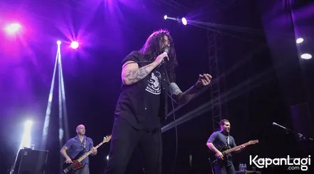 Foto Taking Back Sunday