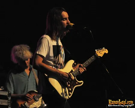 Foto Tame Impala