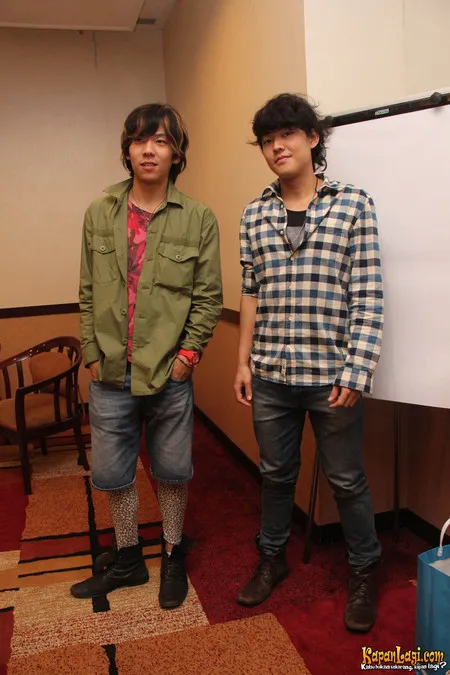 Foto Taro Dan Jiro