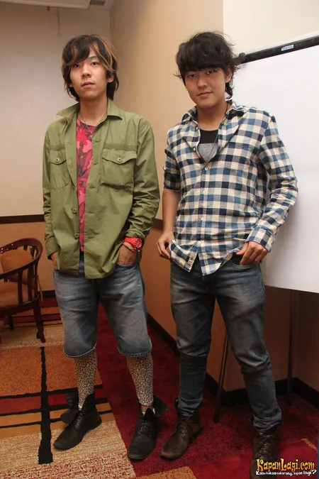 Foto Taro Dan Jiro