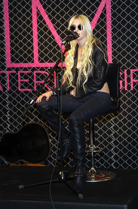 Foto Taylor Momsen