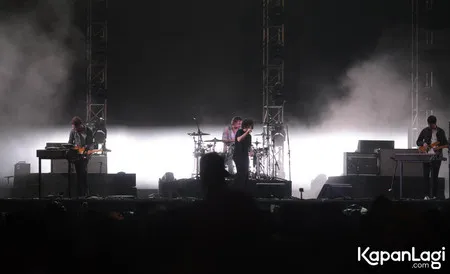 Foto The 1975