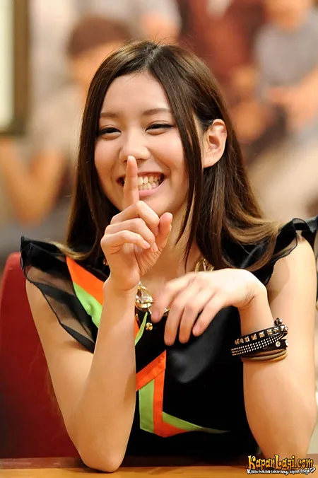 Foto Tomomi Scandal