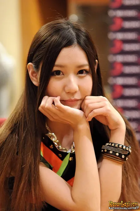 Foto Tomomi Scandal