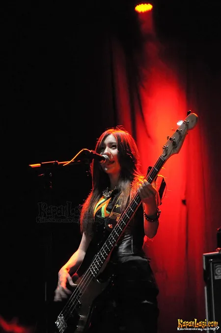Foto Tomomi Scandal
