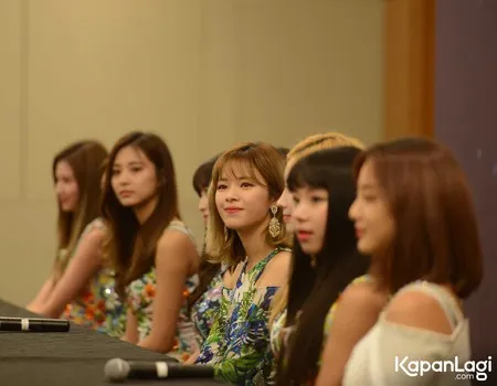 Foto TWICE