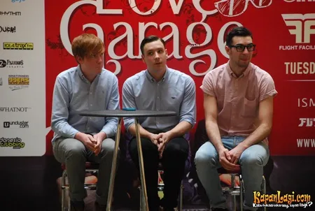Foto Two Door Cinema Club