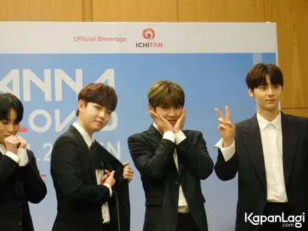 Foto Wanna One