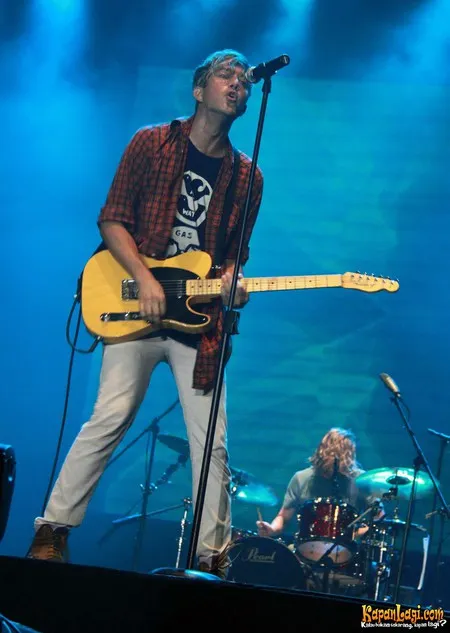 Foto We Are Scientist