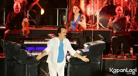 Foto Yanni