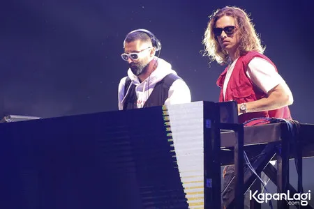 Foto Yellow Claw