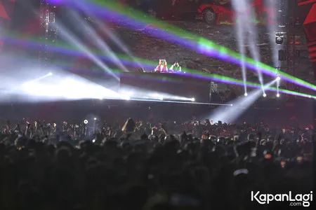 Foto Yellow Claw