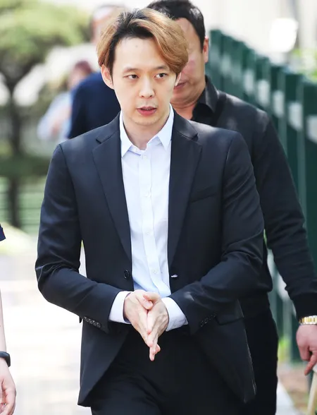 Foto Yoochun