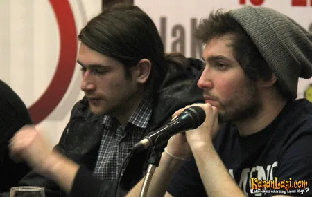 Foto You Me At Six