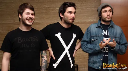 Foto You Me At Six