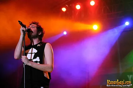 Foto You Me At Six