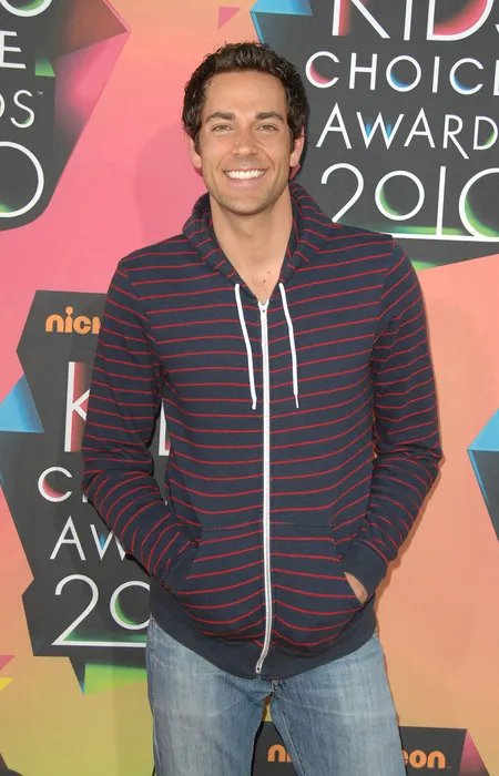 Foto Zachary Levi