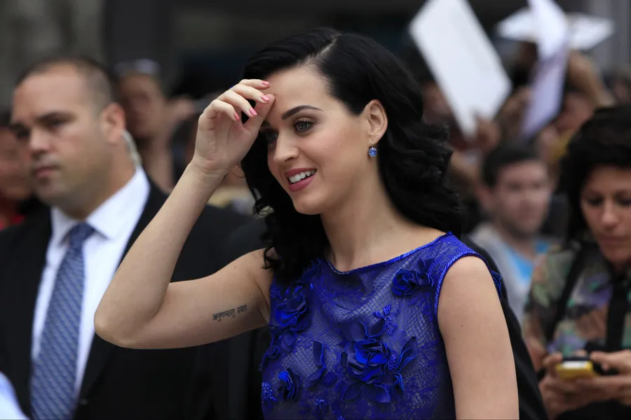 Katy Perry benar-benar totalitas demi fans! ©Shutterstock