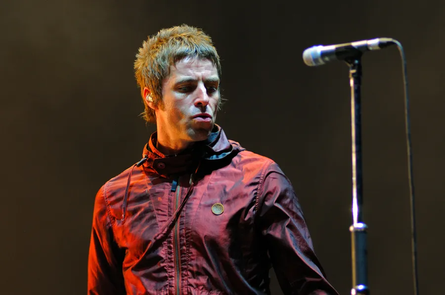 Liam Gallagher membentuk Supergrup @Kapanlagi