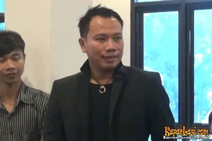 Vicky Prasetyo Depresi Digugat Cerai Istri  KapanLagi.com 