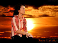 Julie Estelle