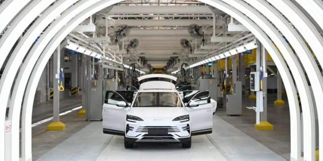 Pabrik BYD Indonesia Kantongi Empat Sertifikat Penting