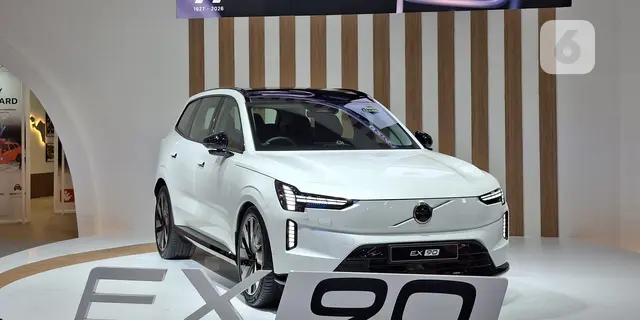 Volvo Rayakan 99 Tahun, Hadirkan SUV Listrik EX90 di GIIAS 2026