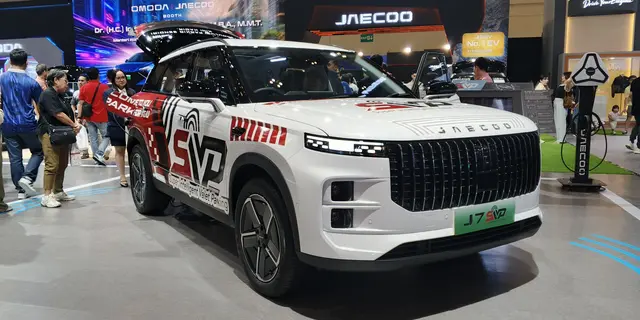 AI Bikin Parkir Semudah Tekan Tombol, Jaecoo J7 SVP Jadi Sorotan