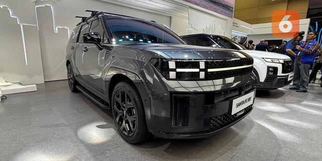 Hyundai Luncurkan All-New Santa FE XRT di IIMS 2026, Harga di Bawah Rp 1 M