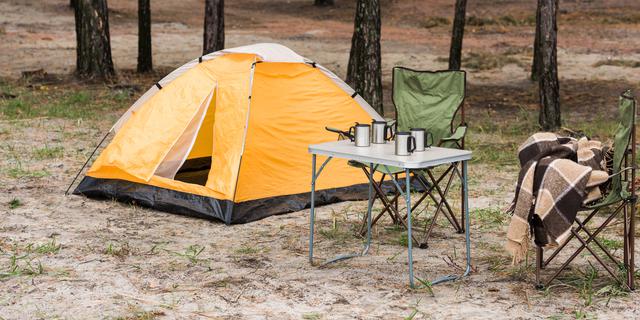 Mau Naik Gunung atau Hiking? Ini 5 Perlengkapan Outdoor Wajib Bawa Biar Petualanganmu Maksimal 1