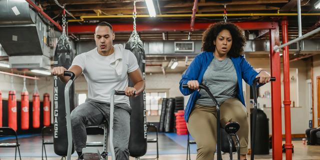 4 Spinning Bike Pilihan untuk Latihan Kardio Efektif di Rumah 1