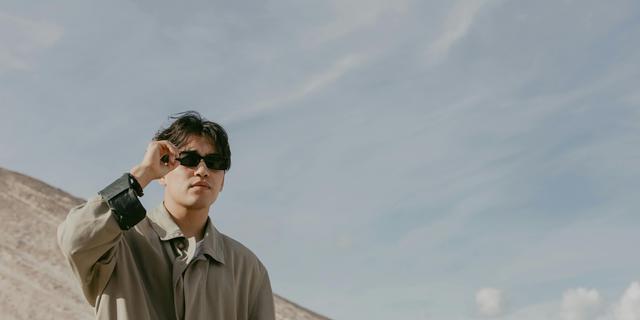 Kacamata Hitam Pria untuk Aktivitas Outdoor, Tetap Stylish Hadapi Terik Matahari 7