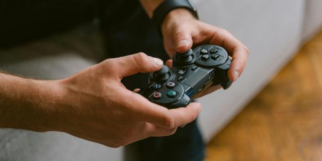 4 Rekomendasi Gamepad Terbaik Buat Gamers, Main Jadi Lebih Seru dan Responsif! 4