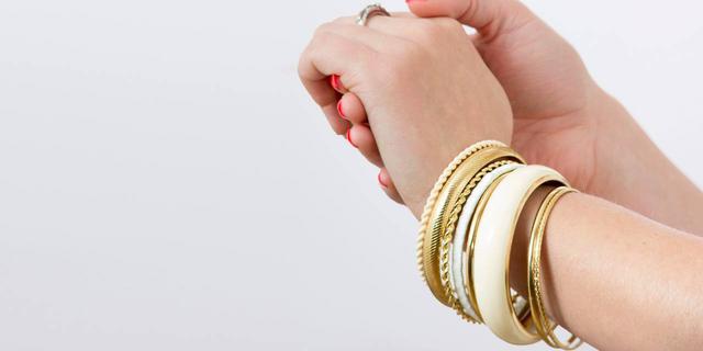 Tak Harus Mahal untuk Terlihat Mewah, Ini Rekomendasi Gelang Bracelet Perhiasan untuk Hadiah Spesial 5