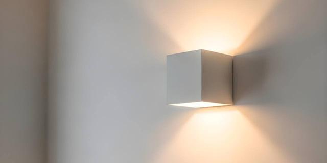 Deretan Lampu Dinding Estetik yang Bikin Rumah Makin Cozy Selama Ramadan, Favoritmu yang Mana? 2