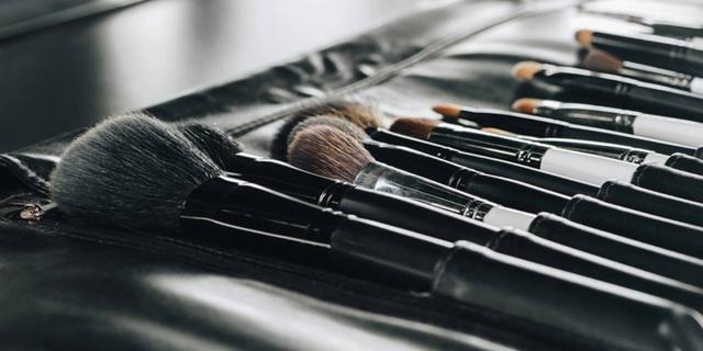 Rekomendasi Makeup Brush Terbaik untuk Hasil Riasan Flawless Selama Ramadan 1