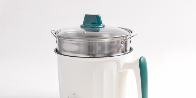 Anak Kos Wajib Punya, Intip Pilihan Panci Listrik Serbaguna untuk Masak Menu Sahur dan Berbuka Lebih Sat Set 8