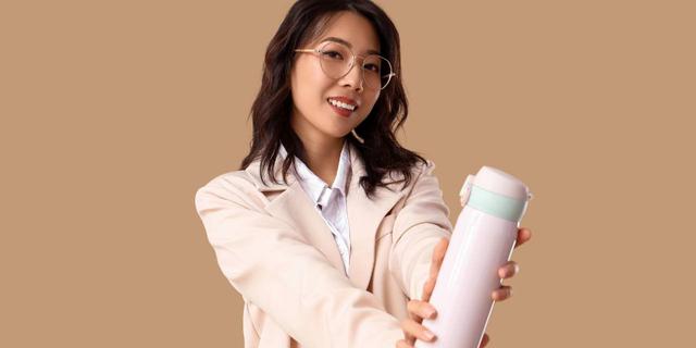Tetap Terhidrasi Sepanjang Hari, Ini Rekomendasi Tumbler Stylish untuk Aktivitas Harian 4