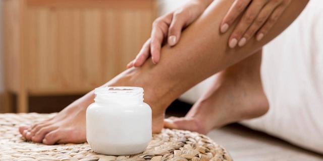 Foot Cream yang Bagus untuk Melembapkan dan Mengatasi Kaki Kering serta Pecah-Pecah 7