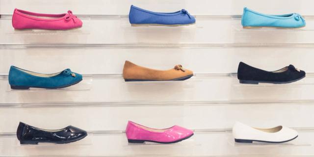 Sepatu Anak Perempuan Kekinian, Rekomendasi Outfit Stylish Si Kecil yang Makin Outstanding 5