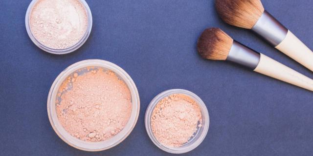Deretan Setting Powder Terbaik Harga Terjangkau, Bikin Makeup Auto On Point Seharian 1