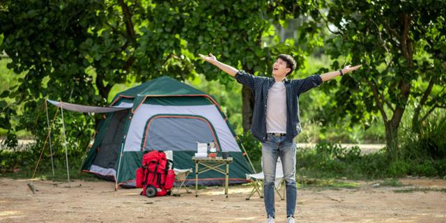 Nggak Cuma Kuat, Ini Tenda Camping Terbaik yang Wajib Dibawa Saat Outdoor 7