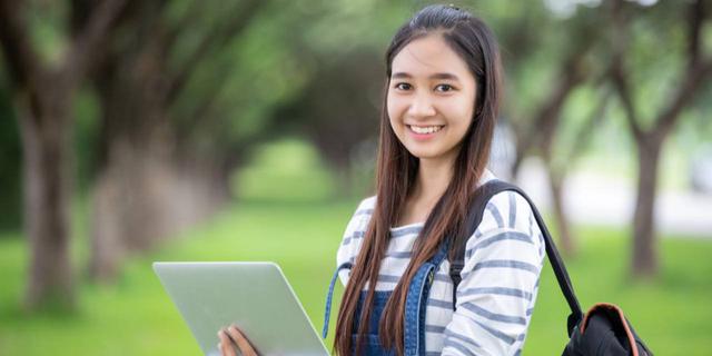 Rekomendasi Laptop Pelajar Harga Terjangkau, Kantong Aman tapi Performa Tetap Andal 6