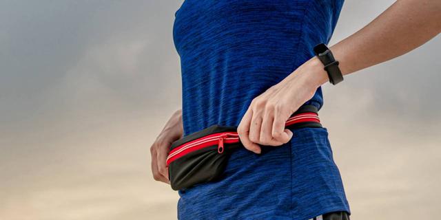 Anti Ribet Saat Lari, Ini Running Belt Berkualitas yang Muat Banyak Barang 4