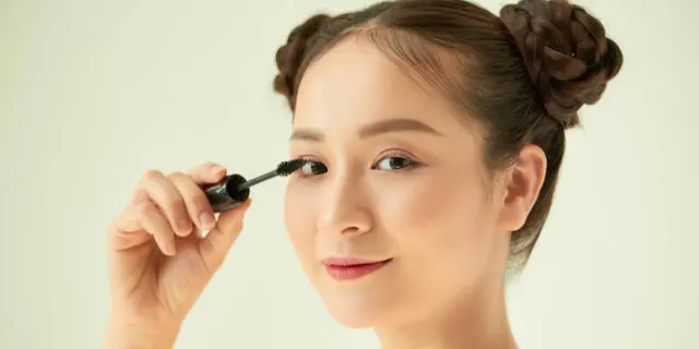 Bulu Mata Lebih On Point dengan Maskara Waterproof yang Tahan Lama dan Nyaman Dipakai 9