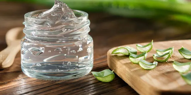 Kulit Lagi Rewel? Ini Aloe Vera Gel Terbaik yang Bisa Jadi Andalan 5