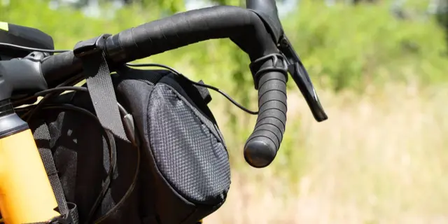Rekomendasi Tas Sepeda Terbaik, Bantu Bawa Perlengkapan Gowes dengan Aman 6