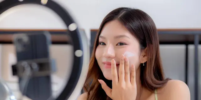Tone Up Cream Minim Oksidasi yang Lagi Viral, Bikin Kulit Tampak Lebih Glowing 2