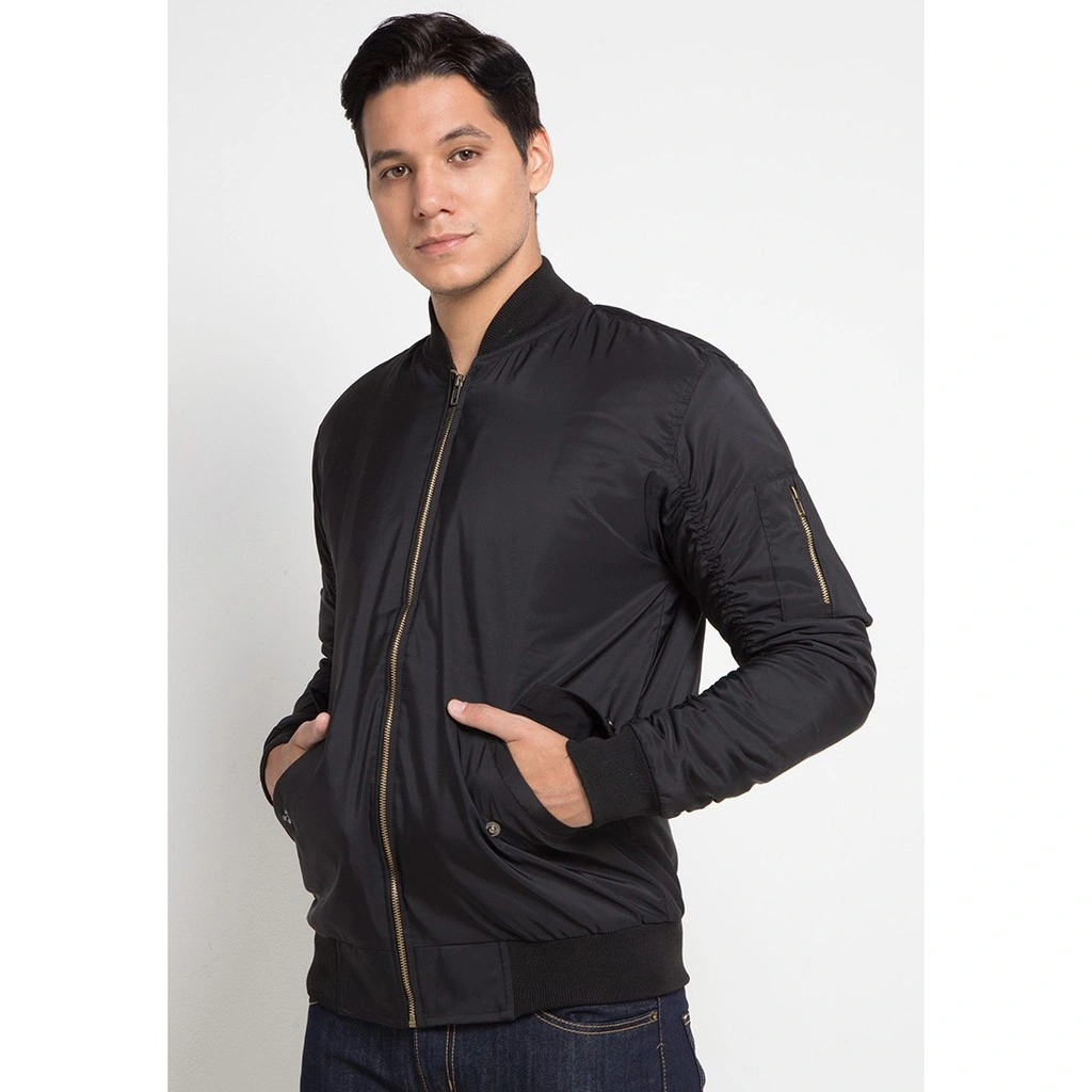 Cottonology Jaket Pria Bomber Hitam