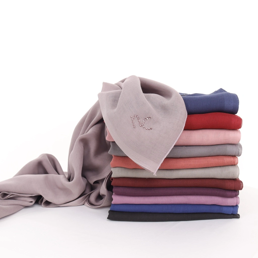 NADIYA - Everyday Scarf Square Paris Japan Premium